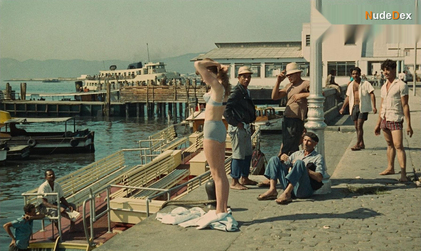 Francoise Dorleac in That Man From Rio, photo 4