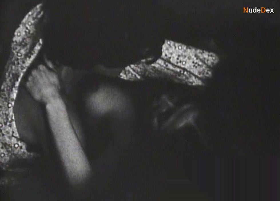 Francoise Lebrun in La Maman Et La Putain, photo 2