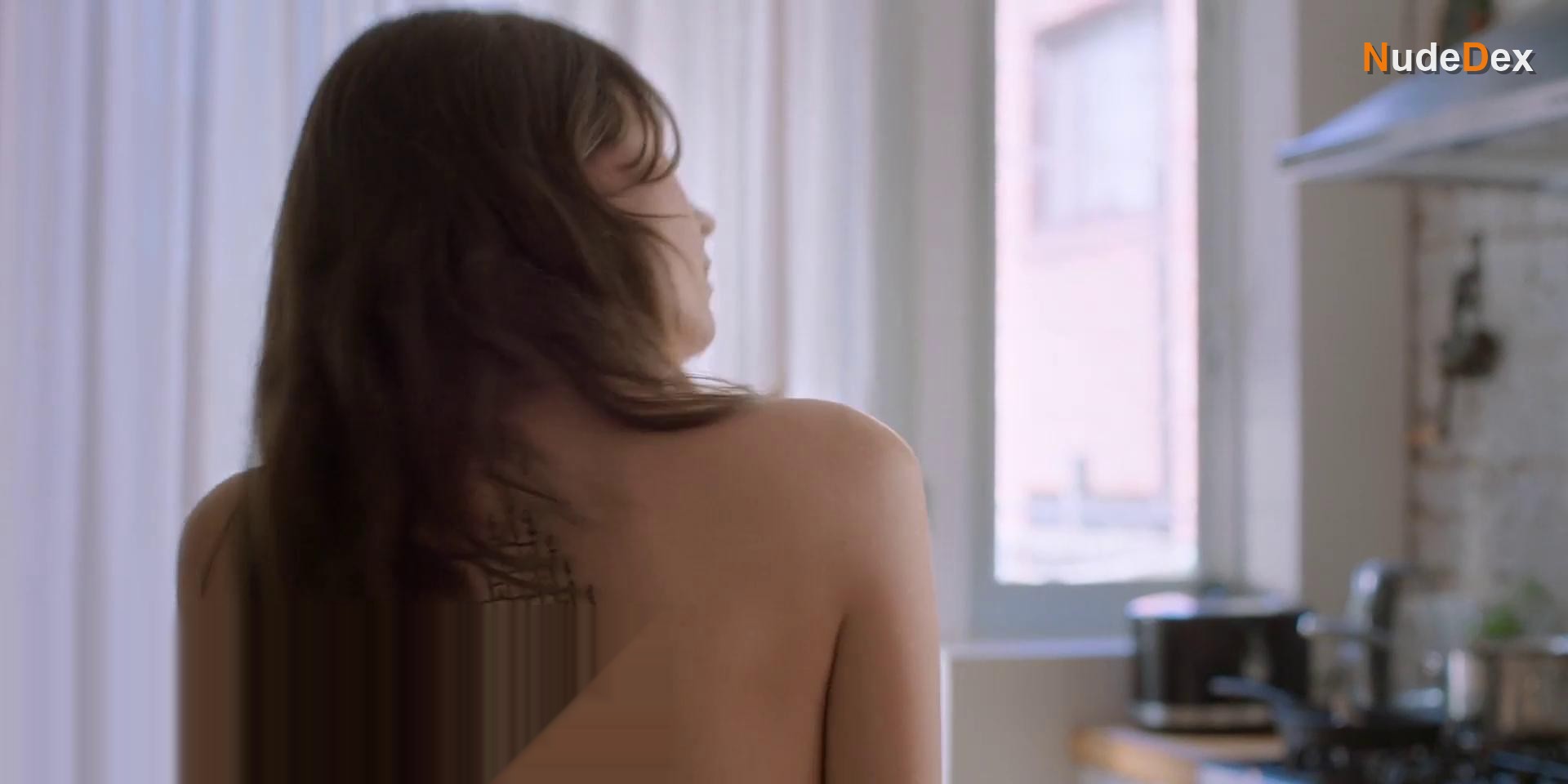 Freyja Benjamin in Everything In Between, photo 1
