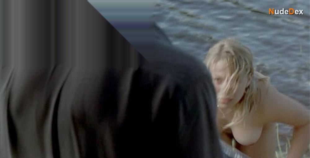 Frida Hallgren in As It Is In Heaven, photo 5