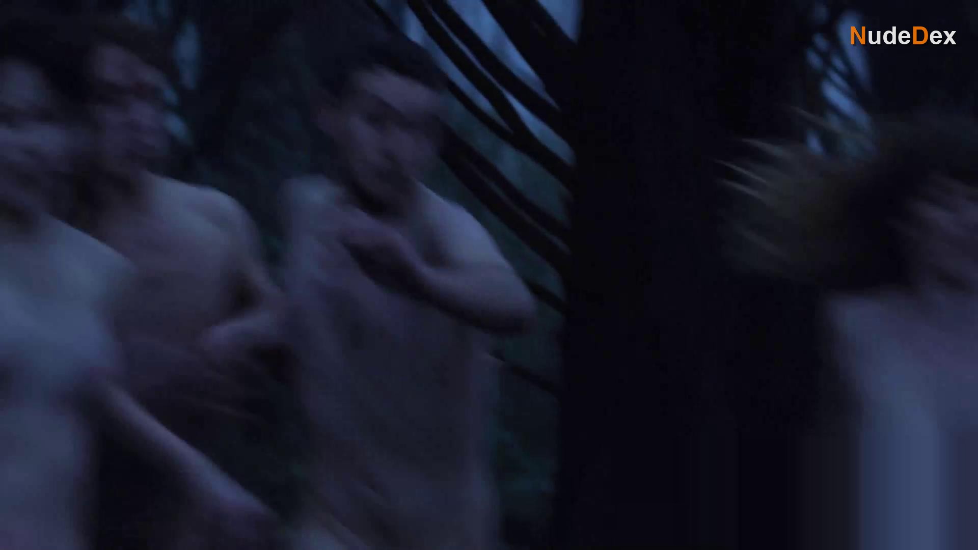 Gabriella Calvo in The Zoo, photo 1