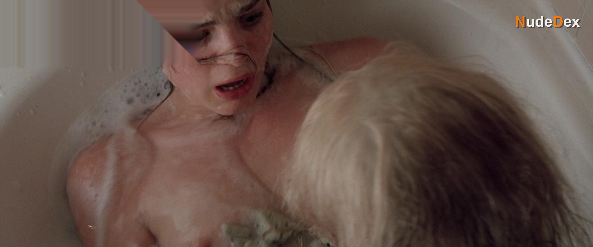 Gabrielle Anwar in Body Snatchers, photo 4