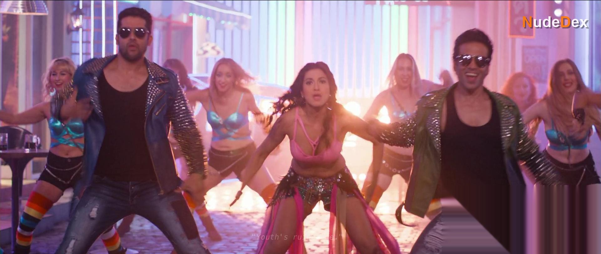 Gauhar Khan in Kya Kool Hain Hum 3, photo 4