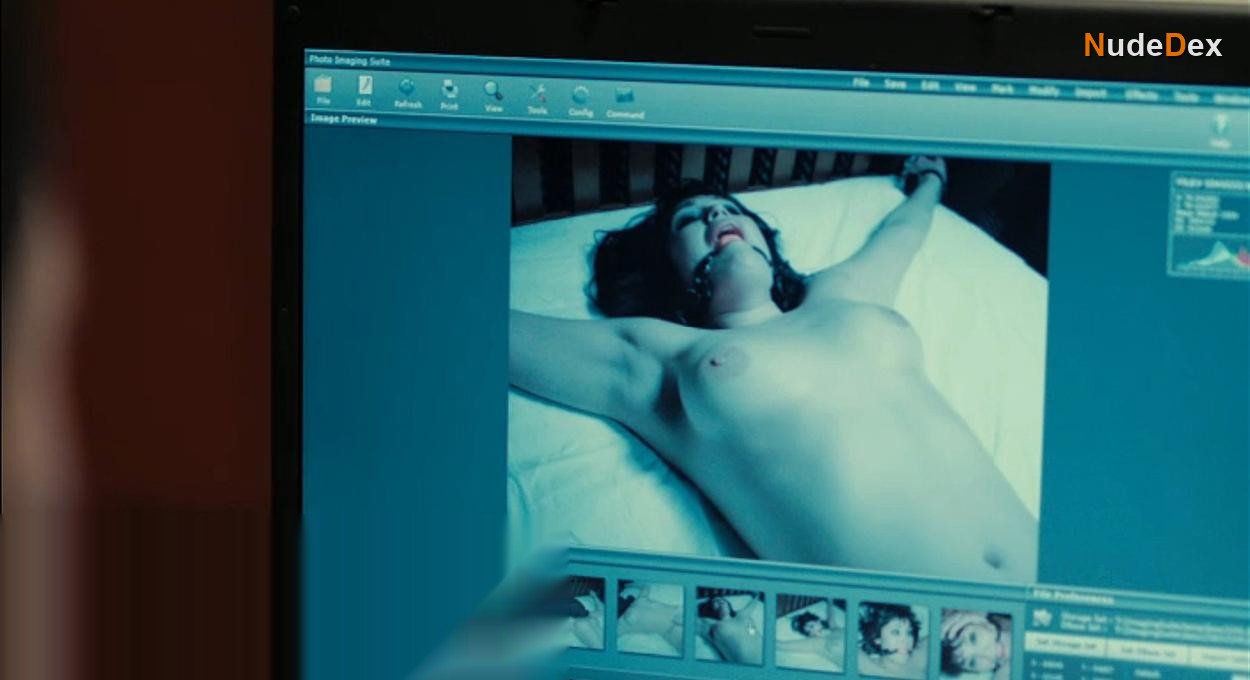 Gemma Arterton in The Disappearance Of Alice Creed, photo 9