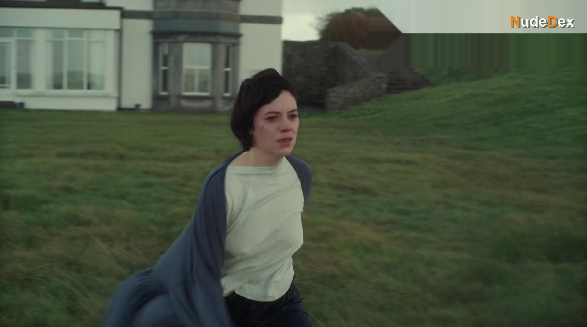 Gemma-leah Devereux in Smother, photo 1