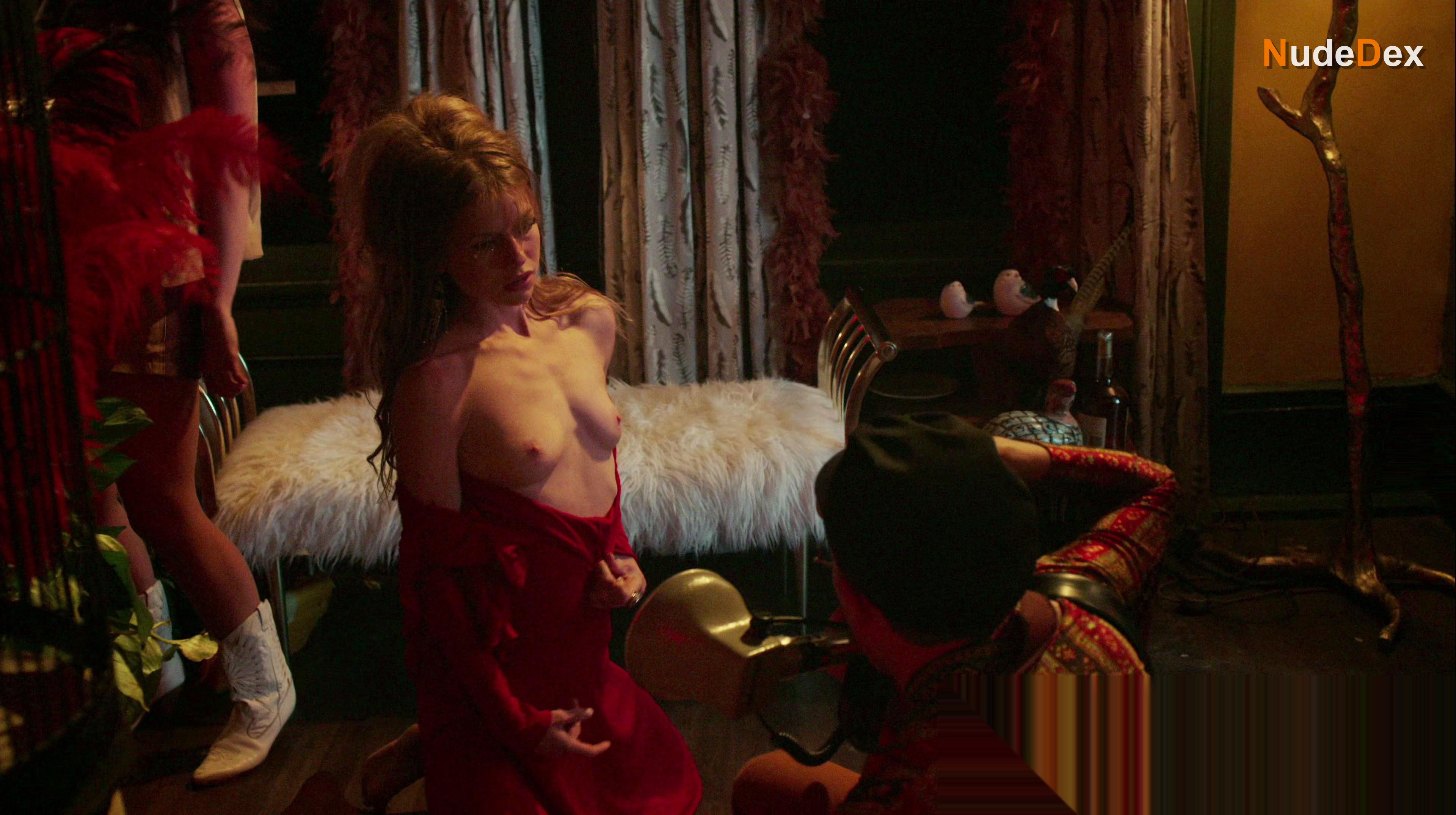 Genevieve Angelson in The Good Girls Revolt, photo 9