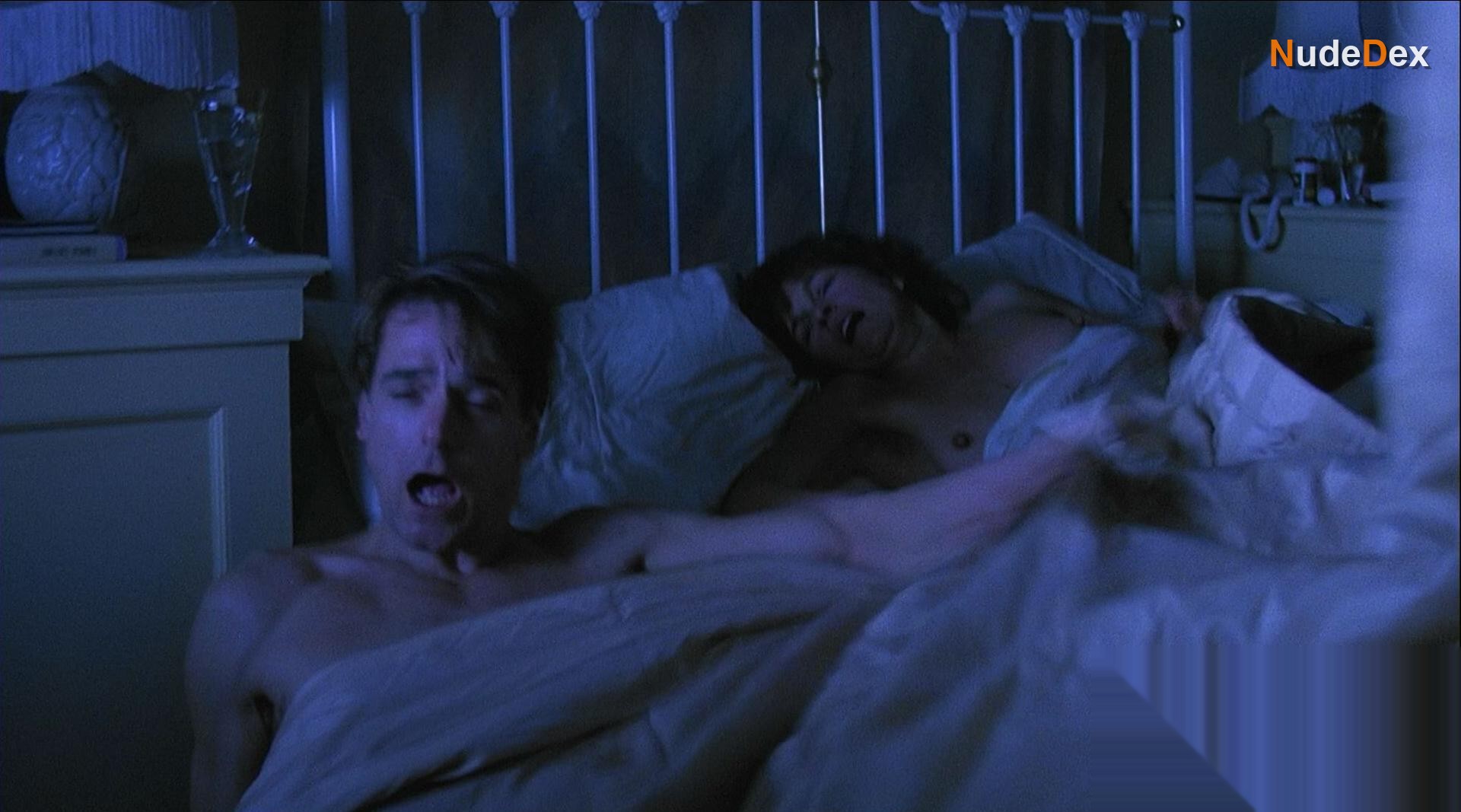 Wilma Rivera in Dead Ringers