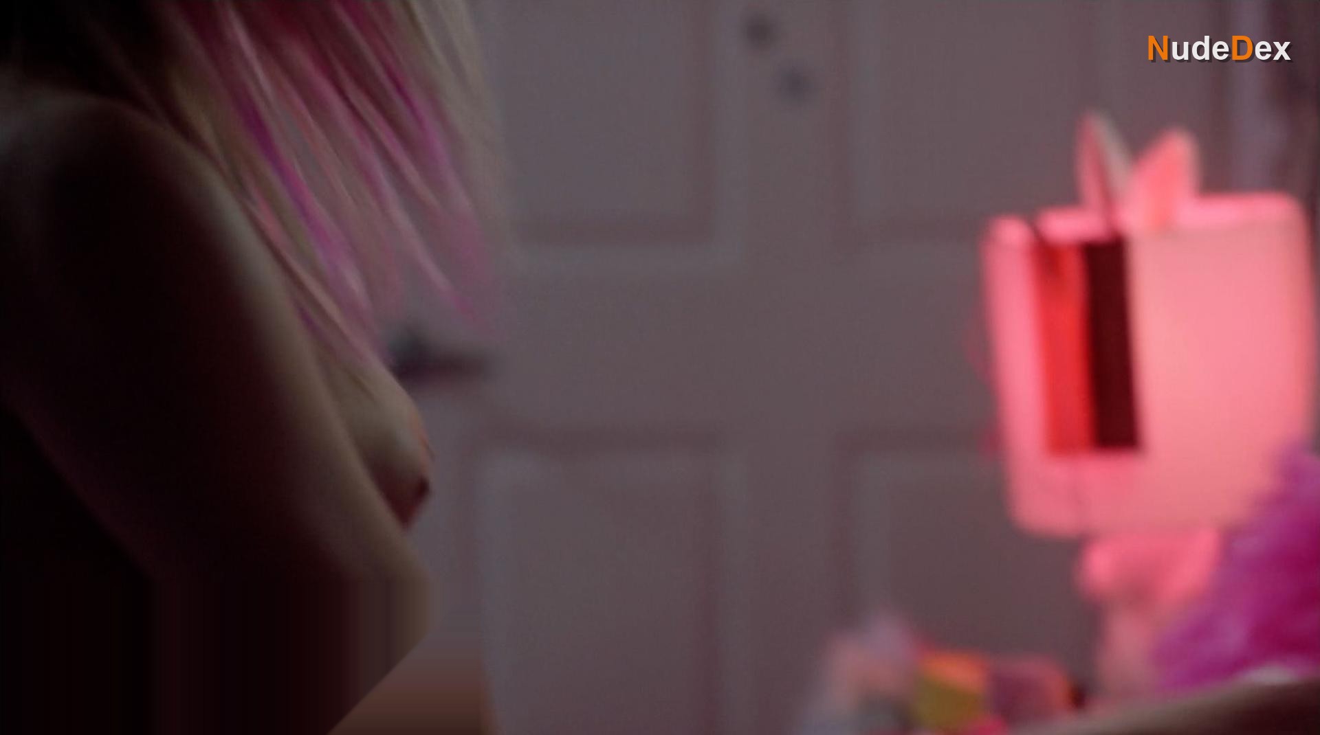 Genevieve Degraves in Slasher, photo 15