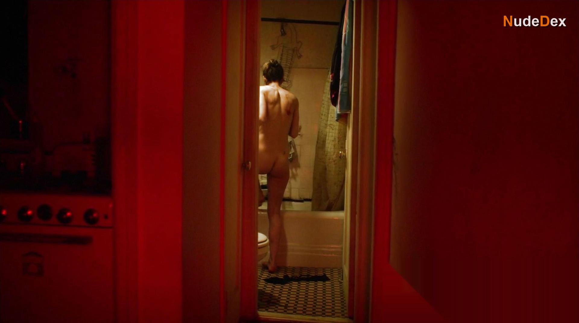Genevieve Hudson-price in Condemned, photo 7