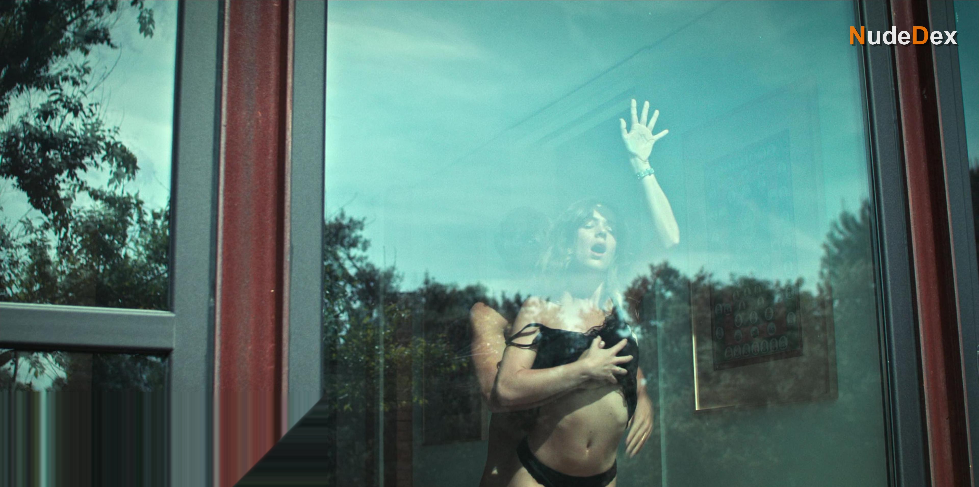 Georgina Amoros in In Love All Over Again, photo 2