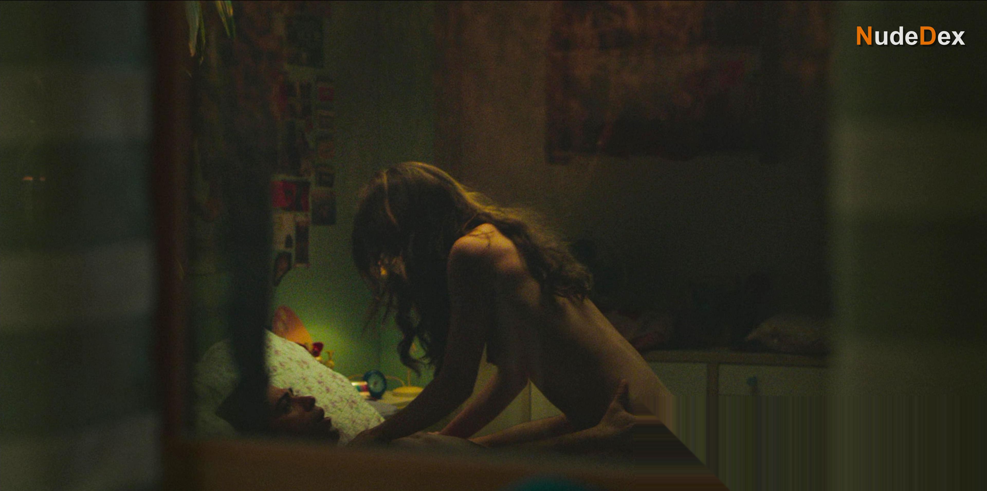 Georgina Amoros in In Love All Over Again, photo 10