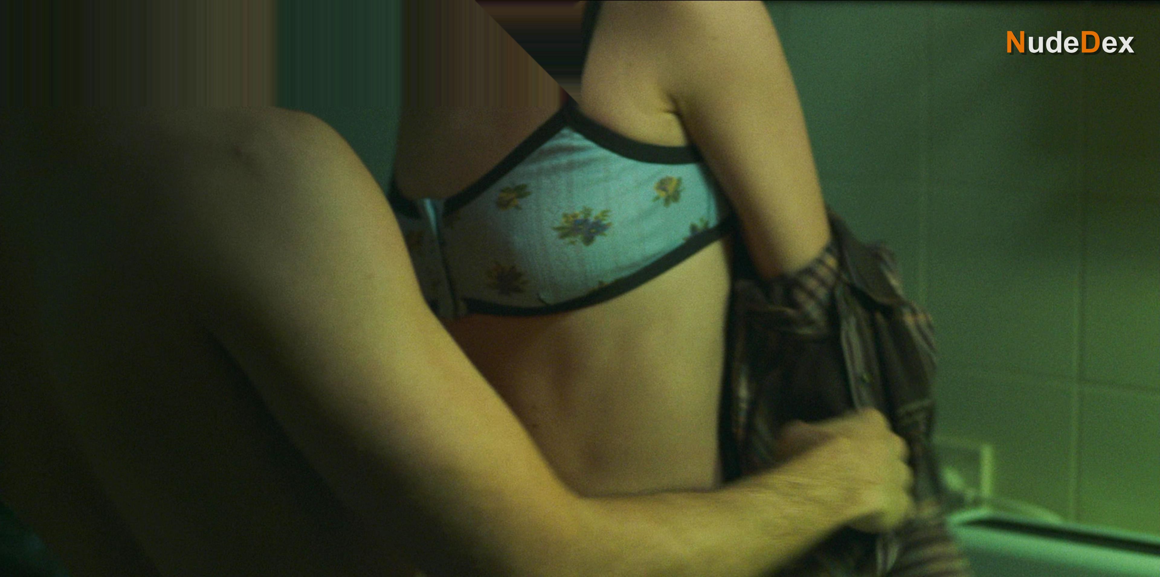 Georgina Amoros in In Love All Over Again, photo 16