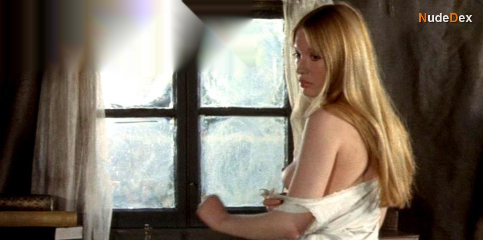 Gillian Hills in Demons Of The Mind, photo 4