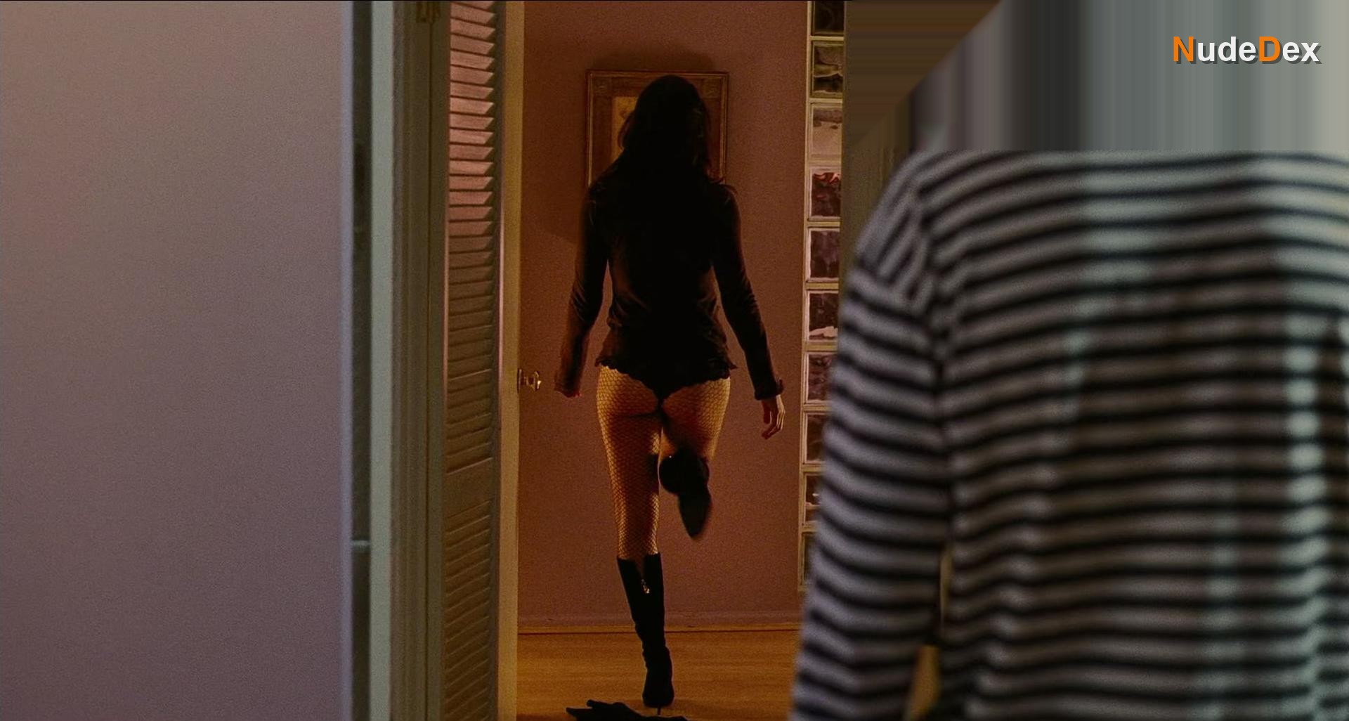 Gina Gershon in Delirious, photo 6