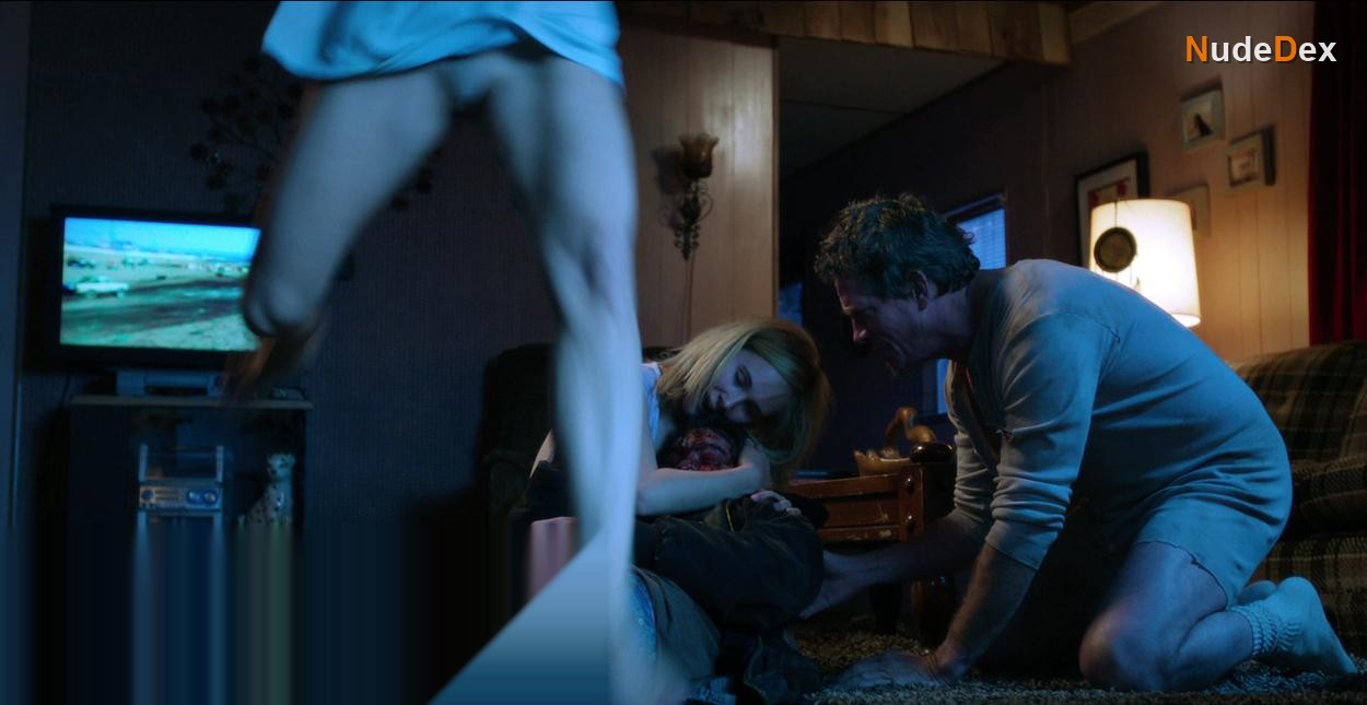 Gina Gershon in Killer Joe, photo 5