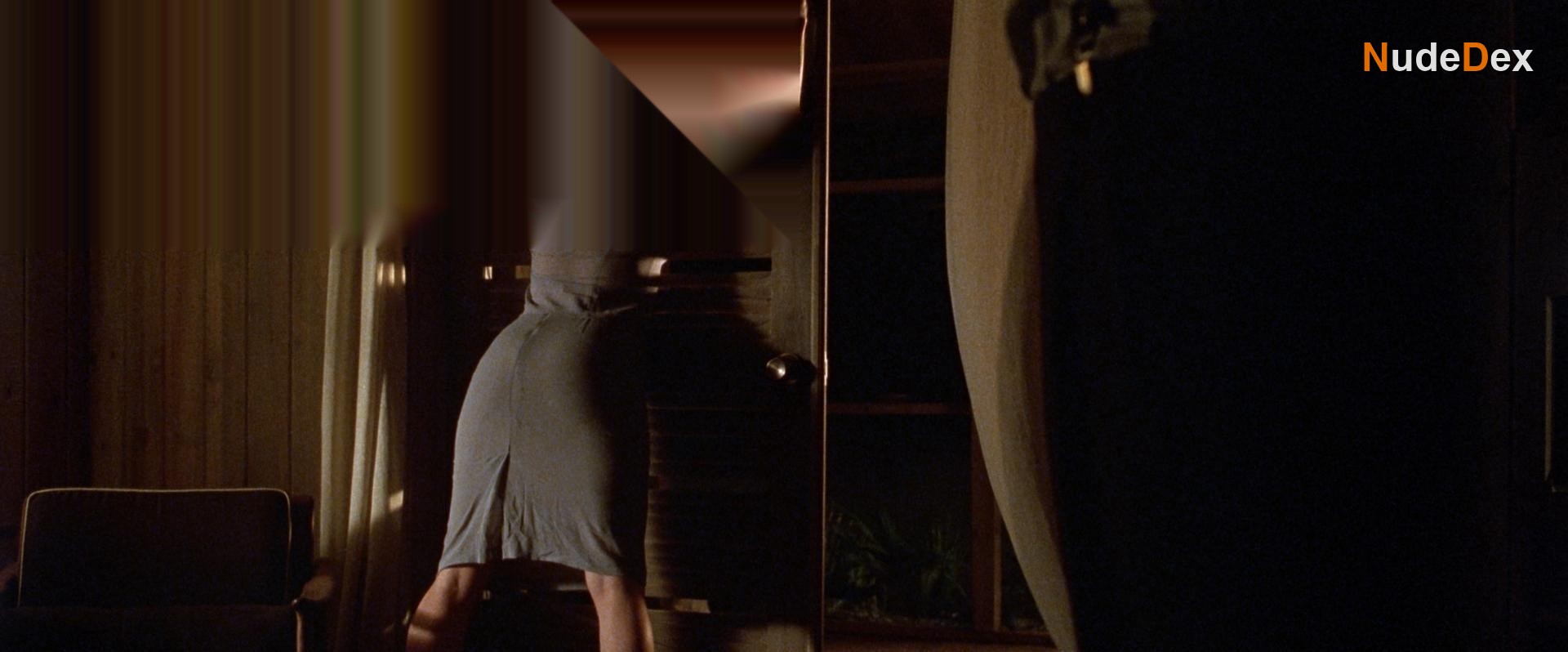 Gina Gershon in Palmetto, photo 1