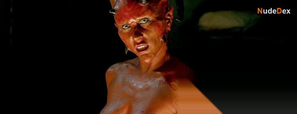 Gina Varela in The Devil S Rock, photo 1
