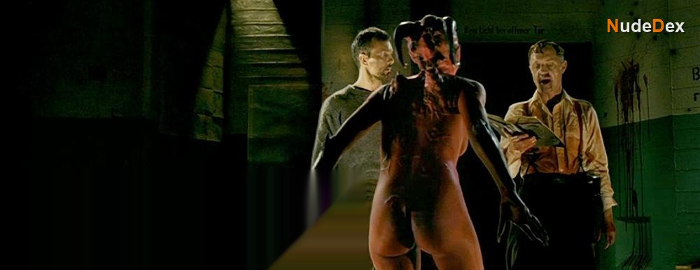 Gina Varela in The Devil S Rock, photo 2