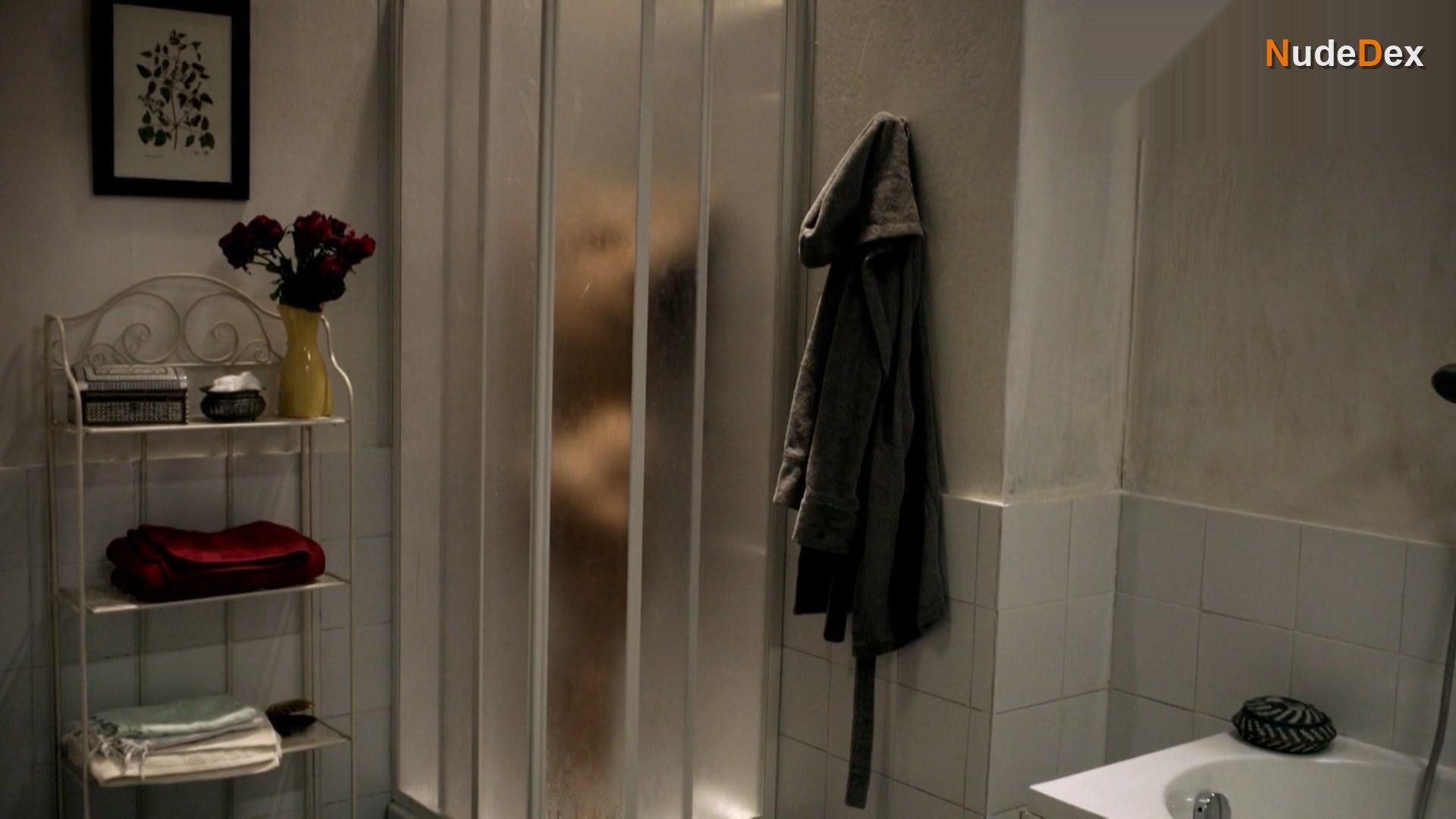 Giulia Michelini in Il Bosco, photo 4