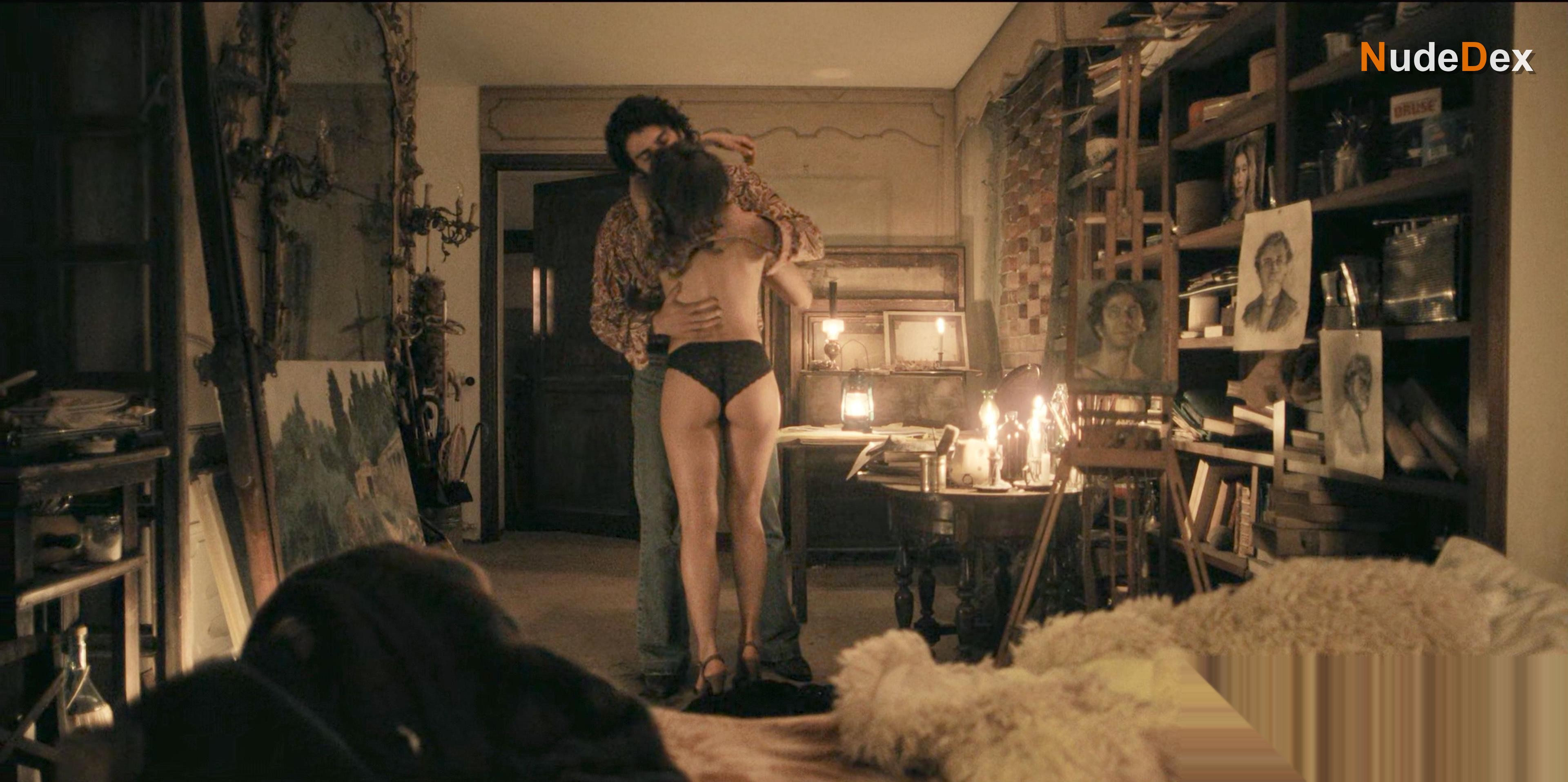 Giulia Michelini in Il Bosco