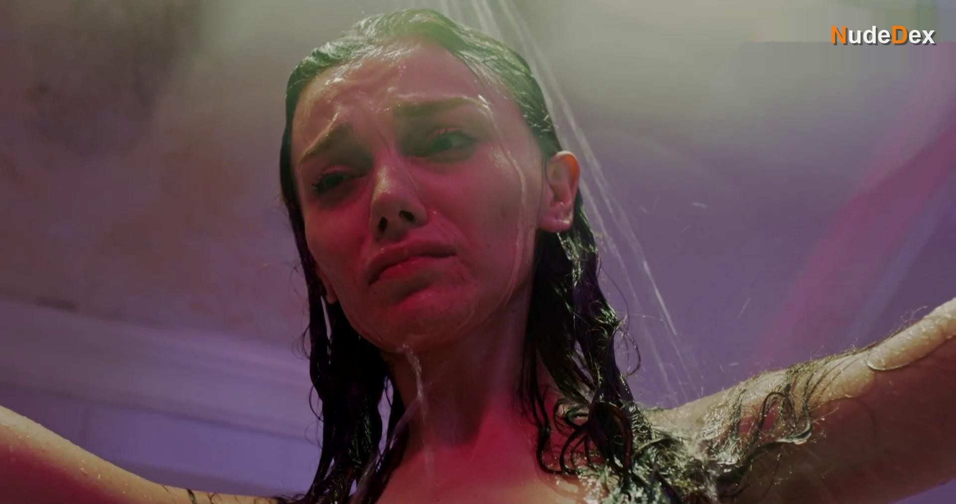 Gizem Unsal in Interrupted, photo 6