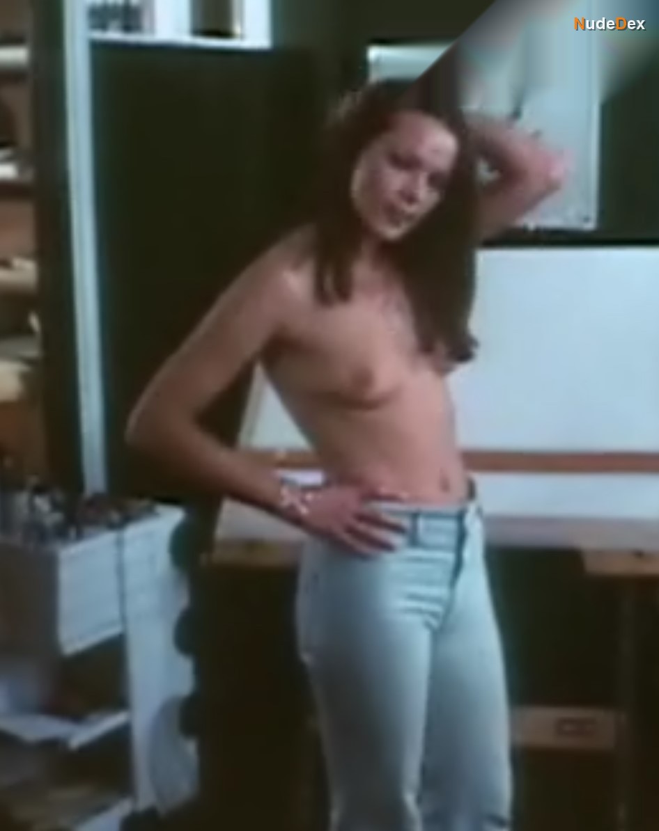 Glenda Allen in Confessions Of A Sex Maniac, photo 7