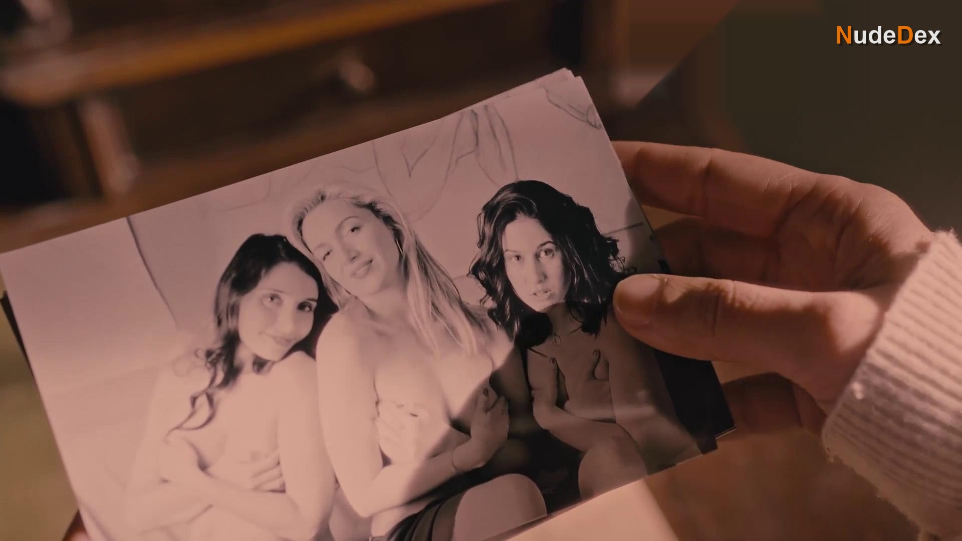 Gloria Lopez in The Fall Of Alejandra, photo 3