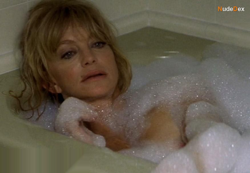 Goldie Hawn in The Banger Sisters, photo 1