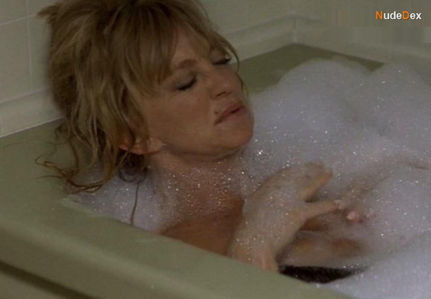 Goldie Hawn in The Banger Sisters, photo 2