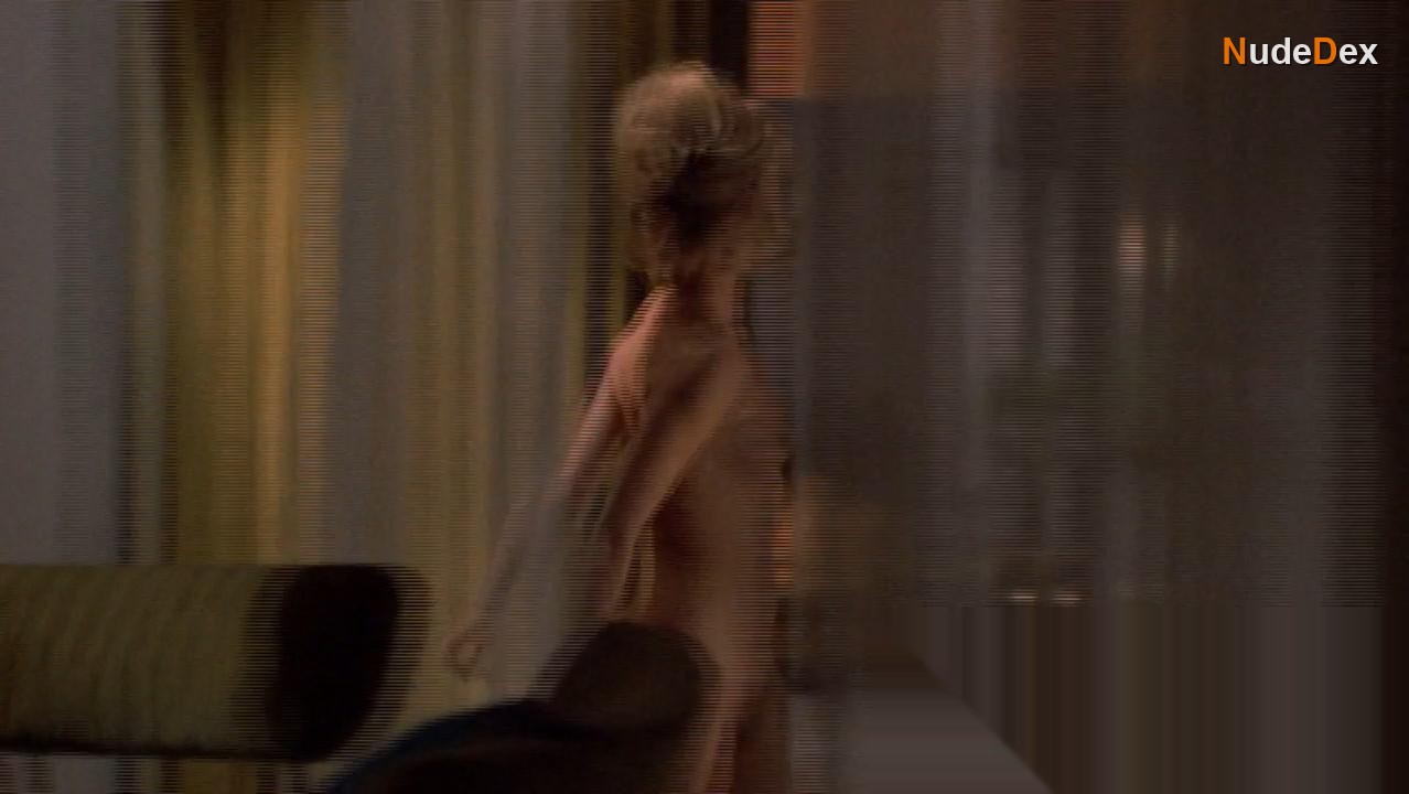 Goldie Hawn in There's A Girl In My Soup, photo 3