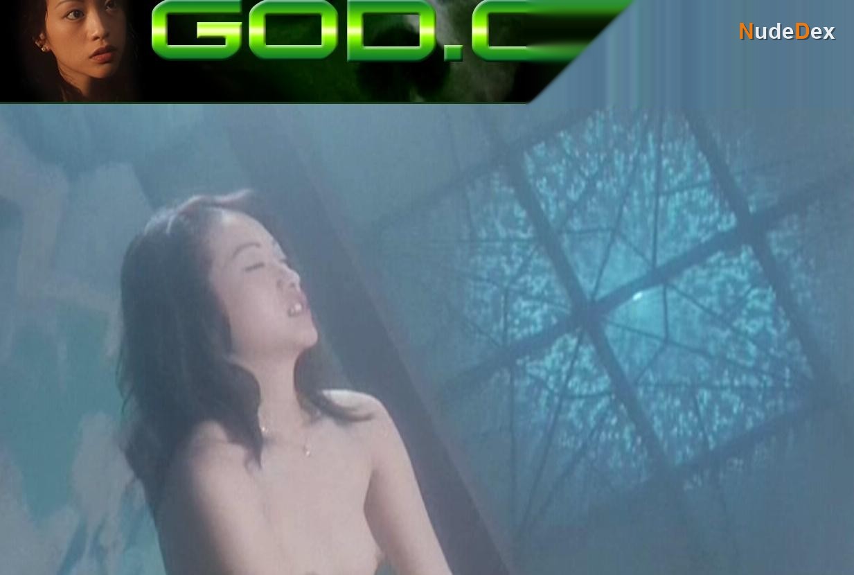 Grace Lam in God Com, photo 3