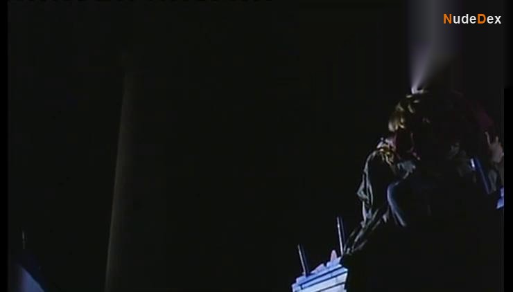 Greta Scacchi in La Donna Della Luna, photo 40