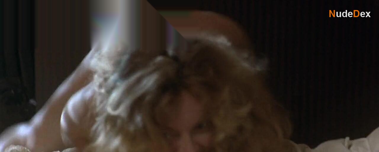Greta Scacchi in Salt On Our Skin, photo 8