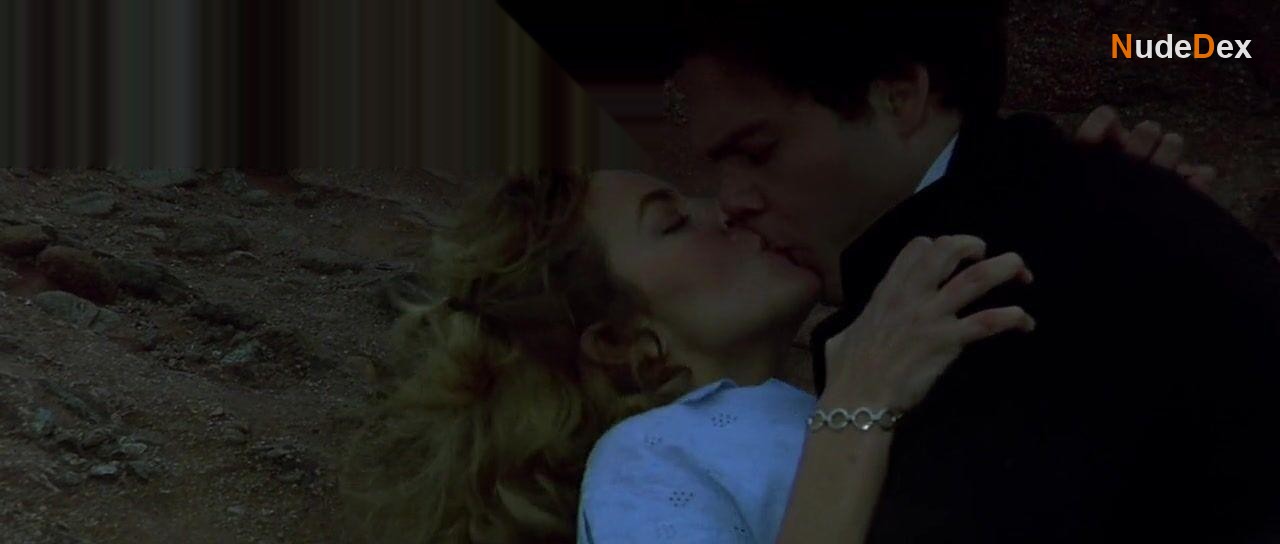 Greta Scacchi in Salt On Our Skin, photo 10