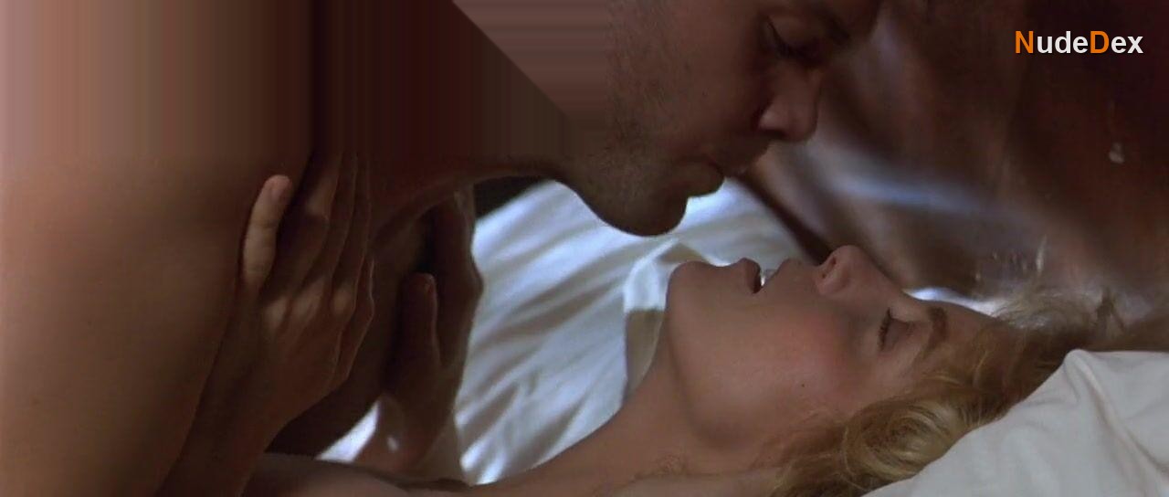 Greta Scacchi in Salt On Our Skin, photo 11