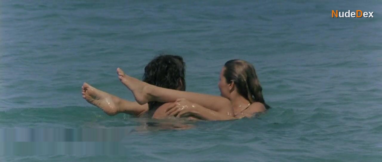 Greta Scacchi in Salt On Our Skin, photo 20