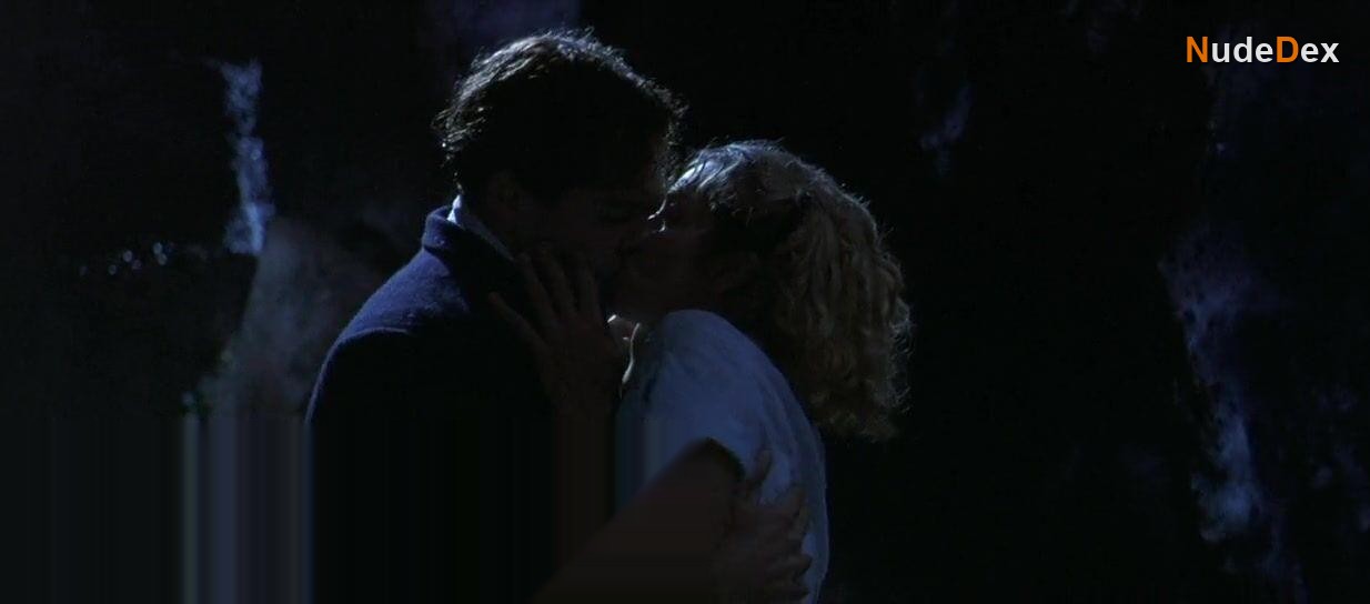 Greta Scacchi in Salt On Our Skin, photo 23