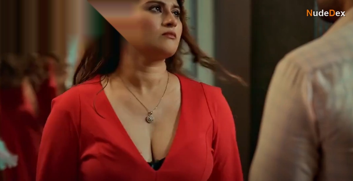 Gunnjan Aras in Your Girlfriend, photo 6