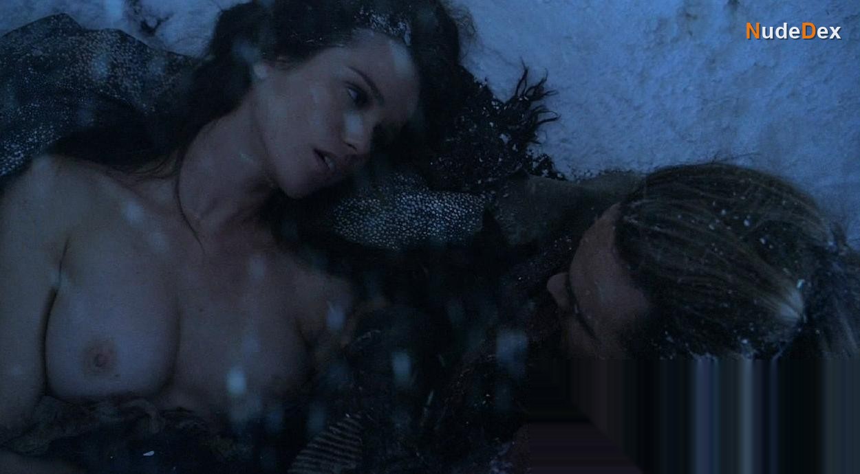 Gwendoline Taylor in Spartacus, photo 8