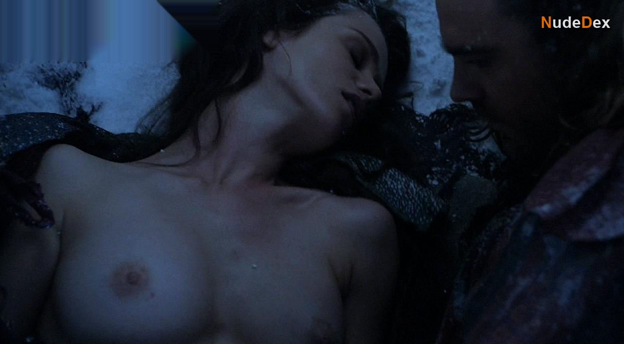 Gwendoline Taylor in Spartacus, photo 9