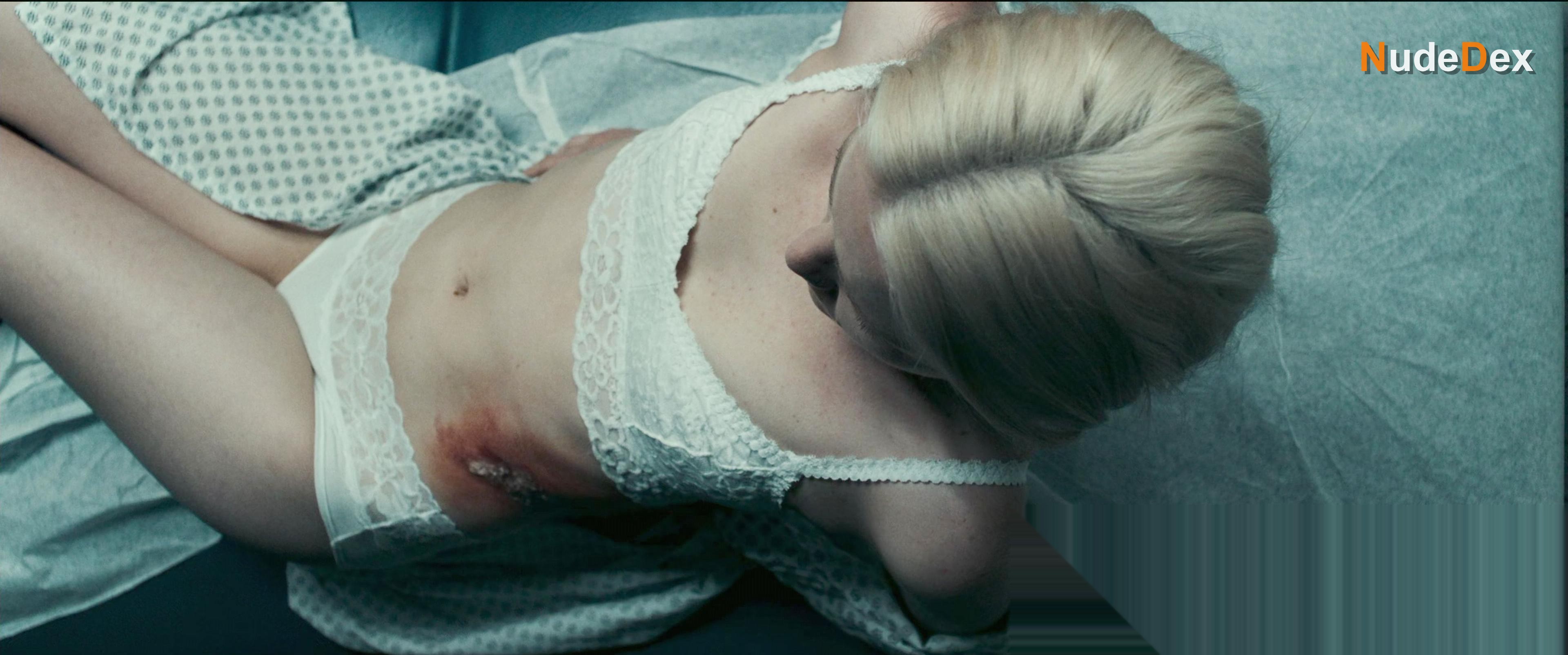 Hadley Robinson in Appendage, photo 7