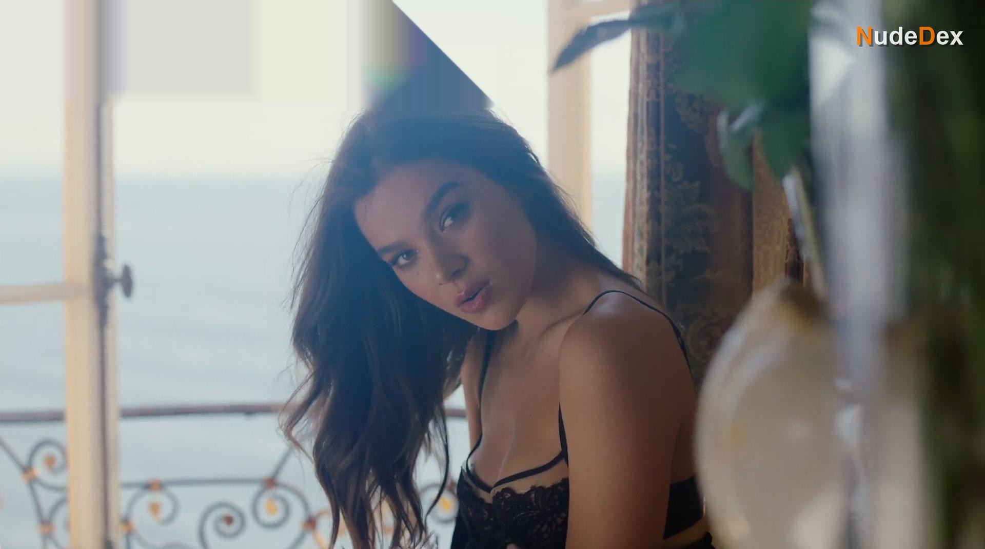 Hailee Steinfeld in Capital Letters, photo 5