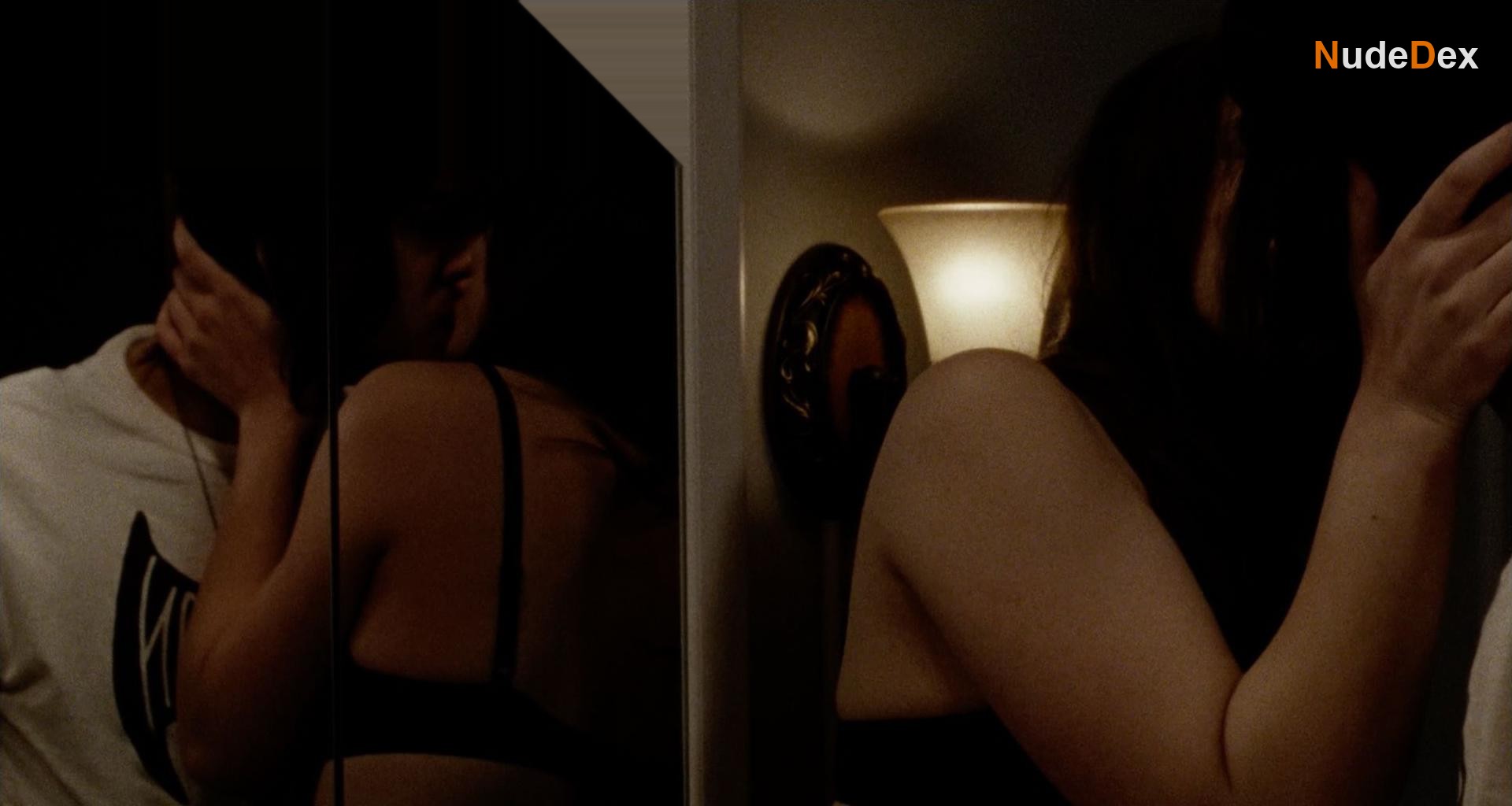 Hailee Steinfeld in Ten Thousand Saints, photo 2