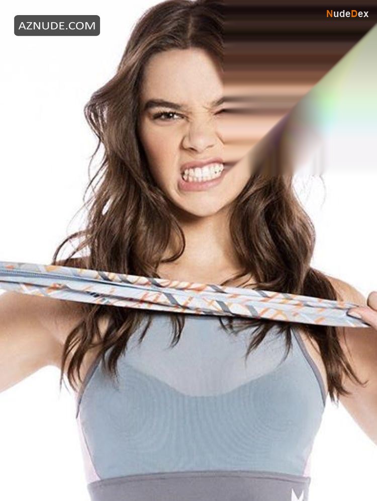Hailee Steinfeld in The Body Nation, photo 10