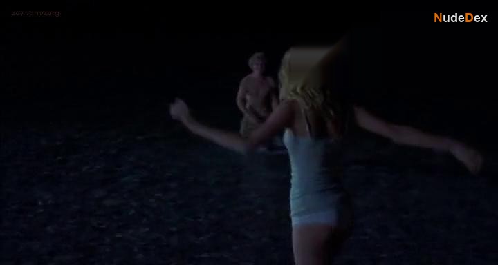 Haley Bennett in Arcadia Lost, photo 7