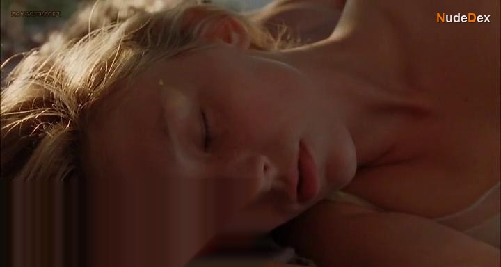 Haley Bennett in Arcadia Lost, photo 9
