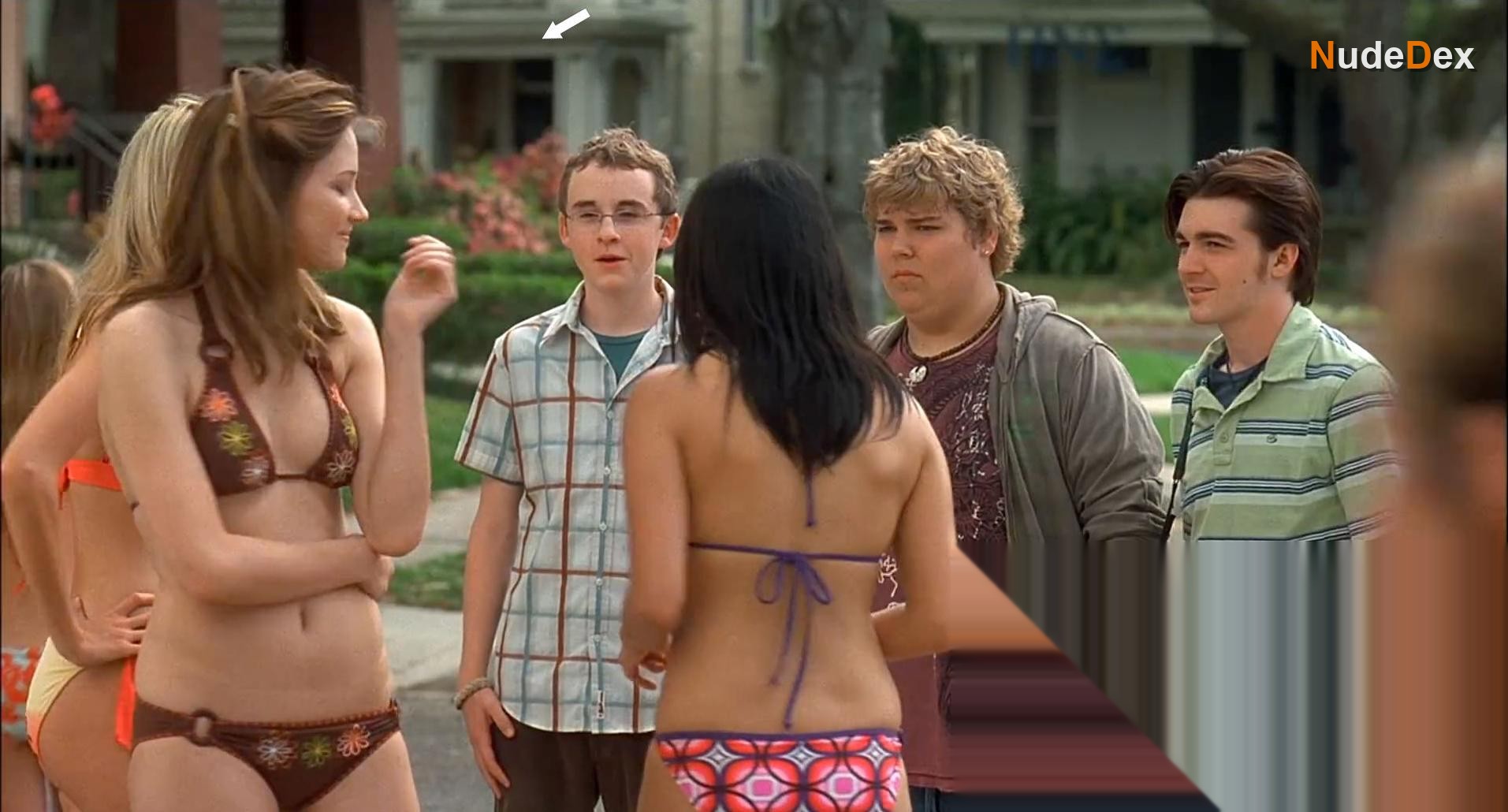 Haley Bennett in College, photo 7