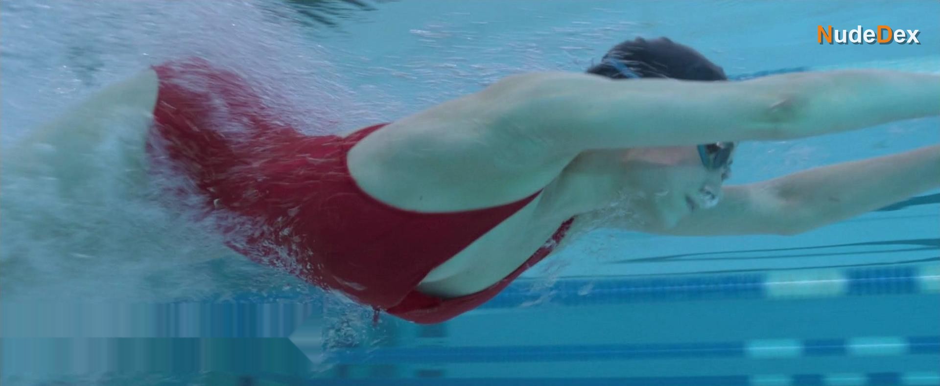 Haley Bennett in Kristy, photo 9