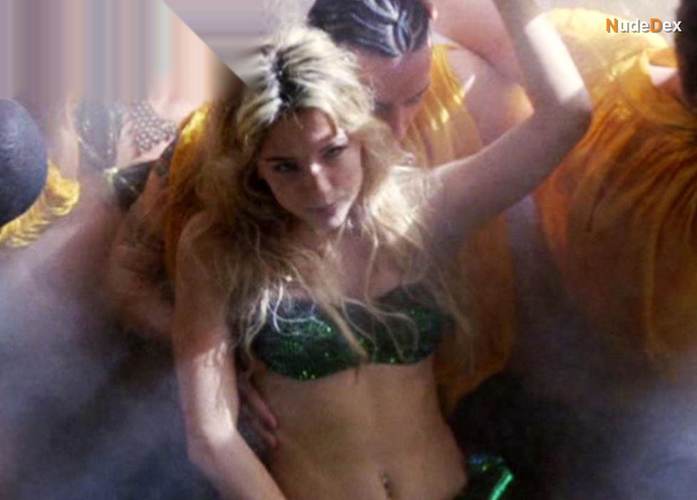 Haley Bennett in Music And Lyrics, photo 3