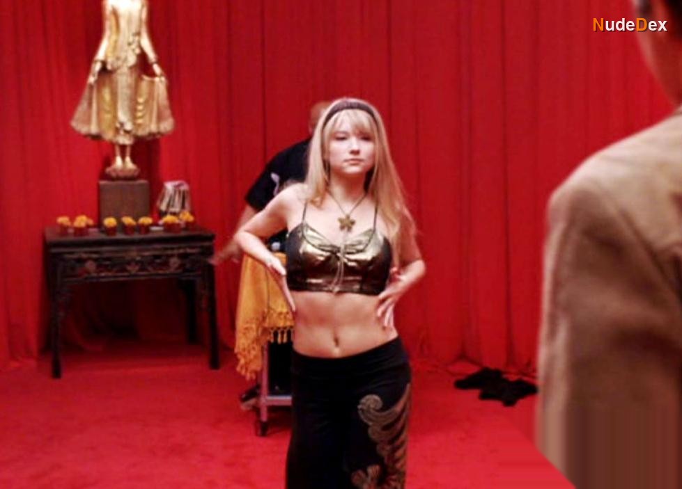 Haley Bennett in Music And Lyrics, photo 4